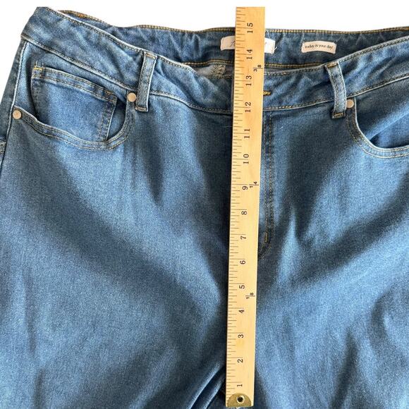 Altar’d State A Beautiful Soul Arula Star Flare Jeans Distressed Bell Bottom 16 - Picture 11 of 14